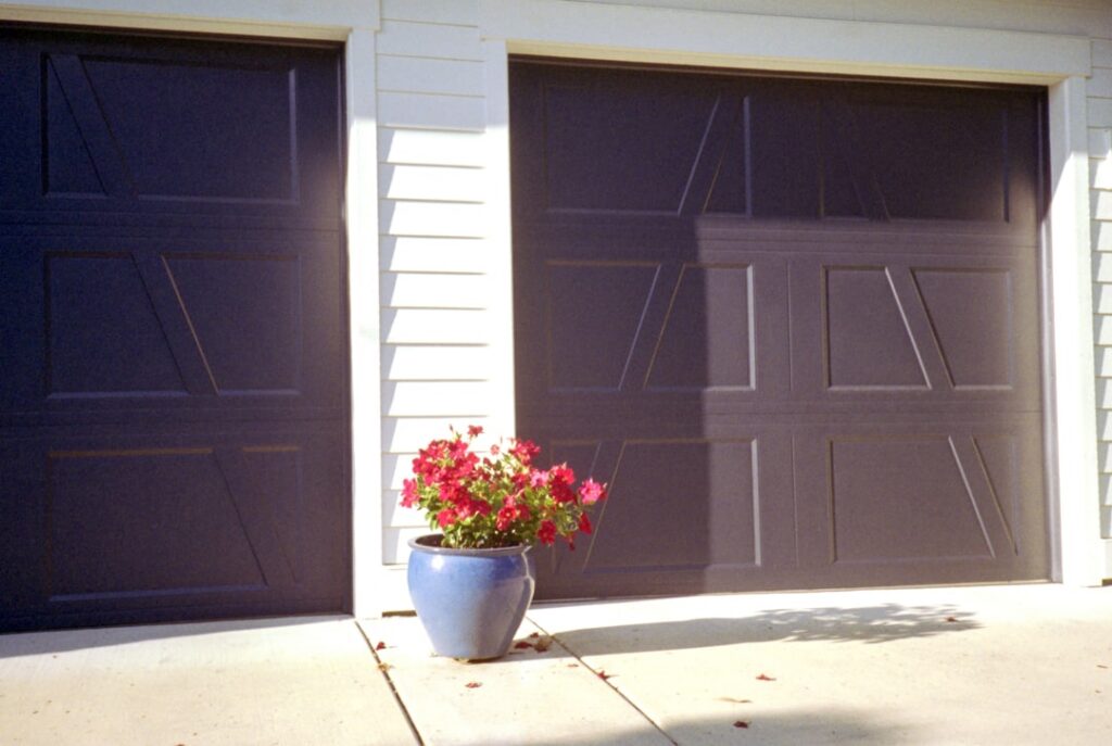 how much does a new garage door cost