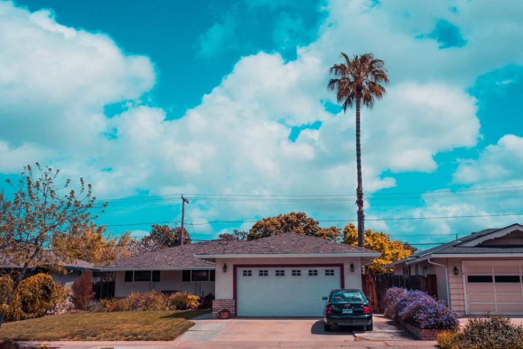 what is r value for garage doors